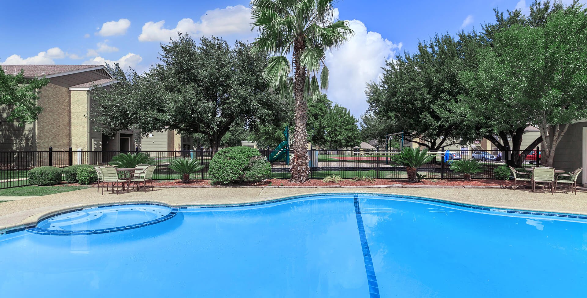 Summers Bend Apartments in Seguin, TX