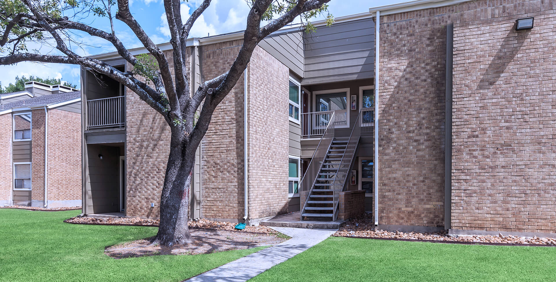Summers Bend Apartments in Seguin, TX